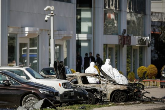 Βόμβα σε αυτοκίνητο αλλοδαπού μαφιόζου στη Γλυφάδα